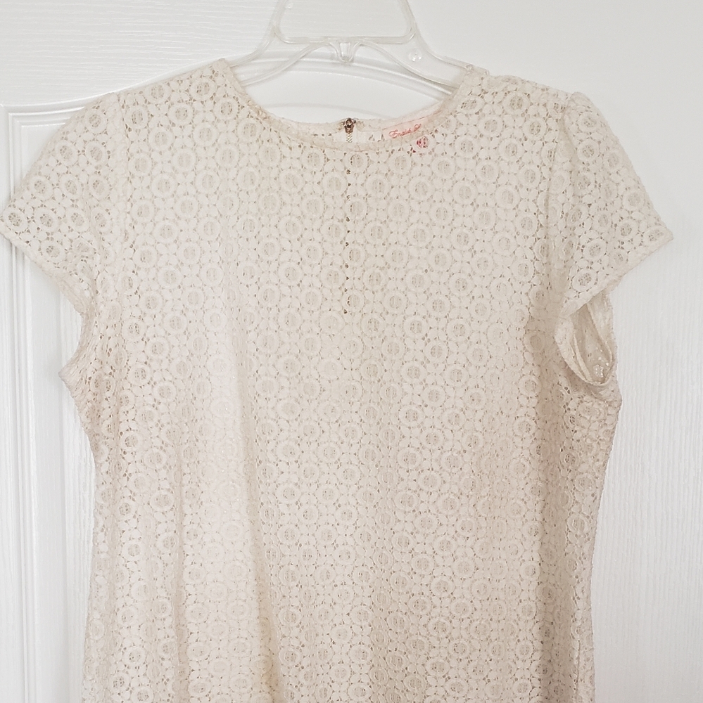 Women's blouse